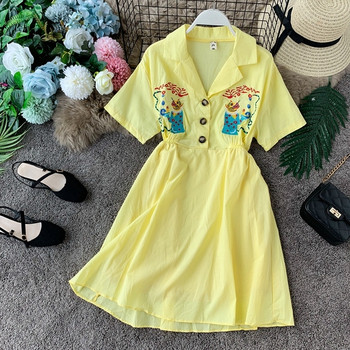 Modern női ruha hímzéssel, rövid ujjú több színben