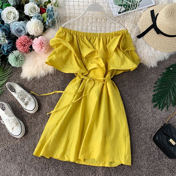 Modern női ruha nyakkendővel, csupasz vállú, többféle színben