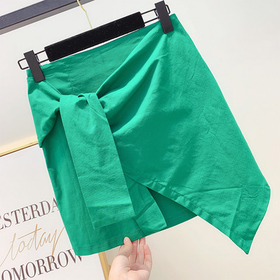 Alkalmi női szoknya aszimmetrikus modell három színben