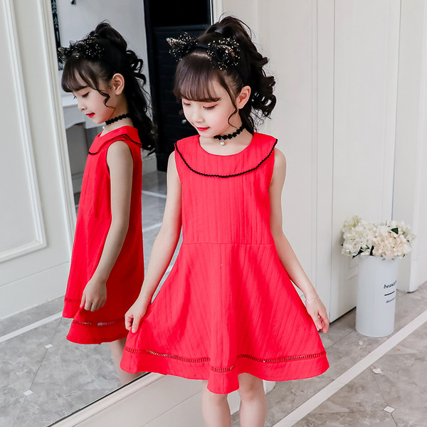 Model modern de croi rochie pentru copii in trei culori