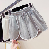 Női rövidnadrág nyakkendővel, három színben