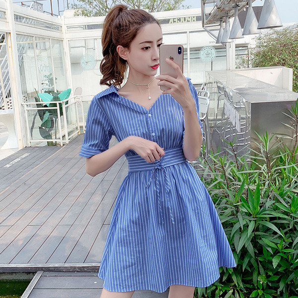 Rochie de dama in dungi model albastru cu decolteu in V