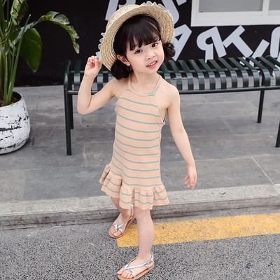 Gyermek alkalmi ruha szabású modell három színben