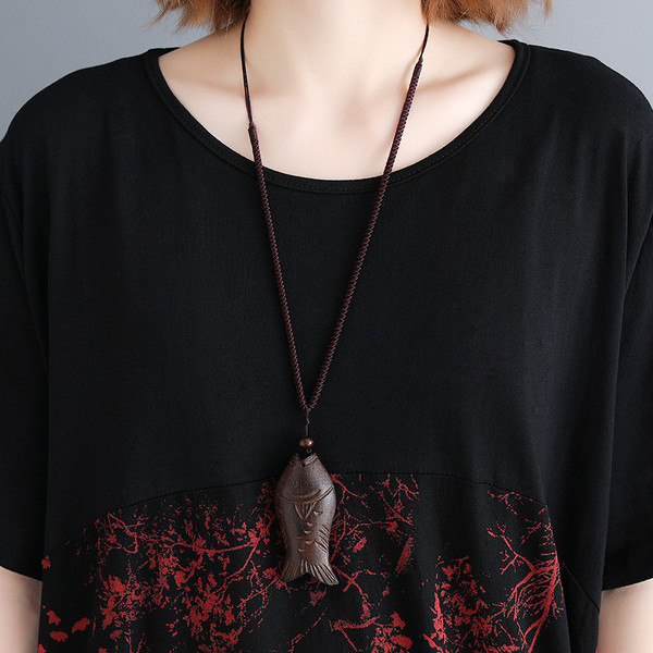 Rochie modernă de damă cu mâneci scurte și decolteu O în negru