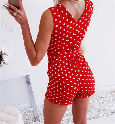 Μοντέρνες γυναικείες φόρμες πουά