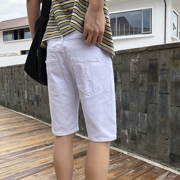 Pantaloni scurți pentru bărbați cu motive rupte în alb-negru