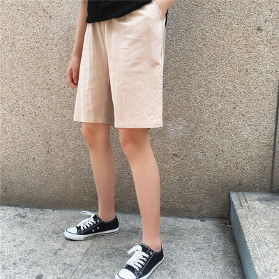 Изчистен модел къси мъжки панталони в няколко цвята