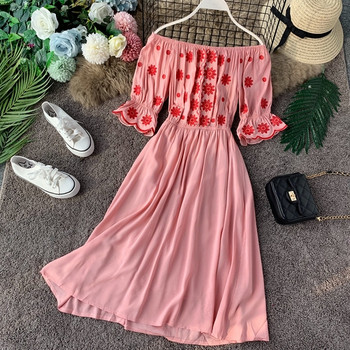 Hímzéses, csupasz vállú, hétköznapi női ruha többféle színben