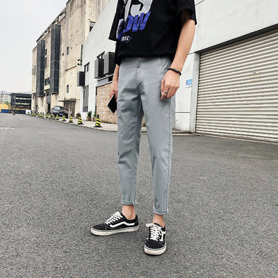 Férfi nadrág Karcsú modell szürke és fekete zsebekkel