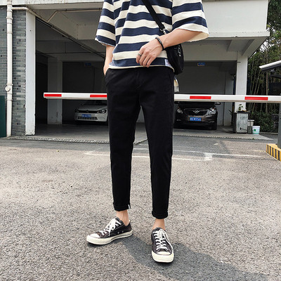 Férfi nadrág Karcsú modell szürke és fekete zsebekkel