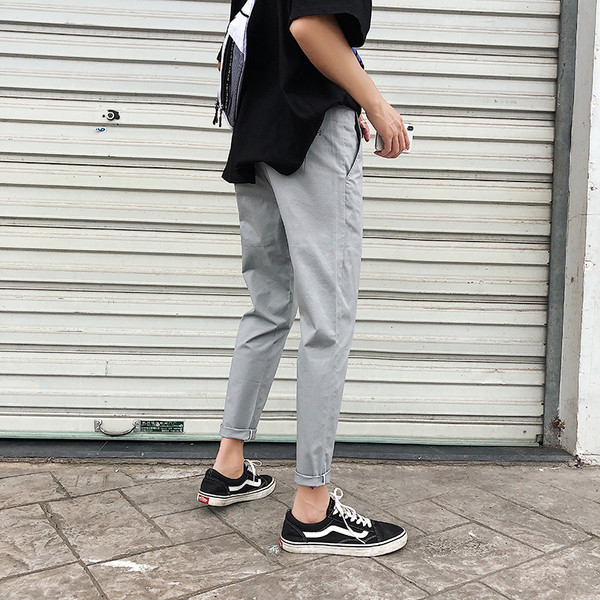 Férfi nadrág Karcsú modell szürke és fekete zsebekkel