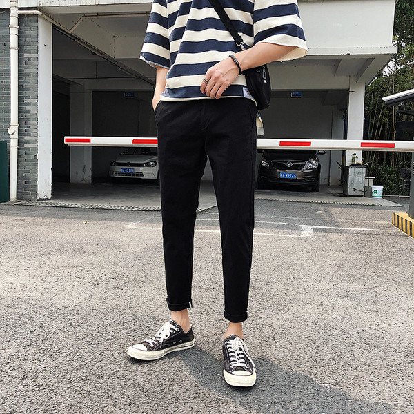 Férfi nadrág Karcsú modell szürke és fekete zsebekkel