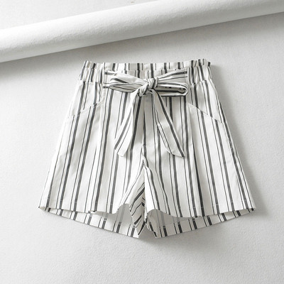 Női rövidnadrág magas derékkal, megkötővel három színben