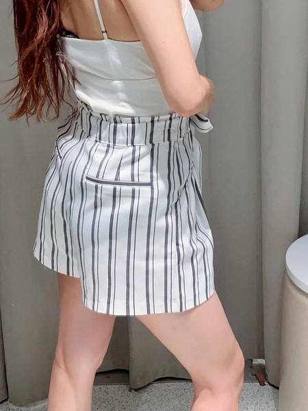Női rövidnadrág magas derékkal, megkötővel három színben