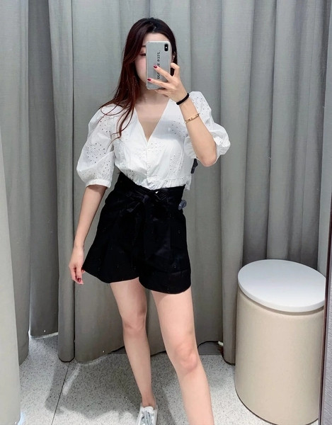 Női rövidnadrág magas derékkal, megkötővel három színben