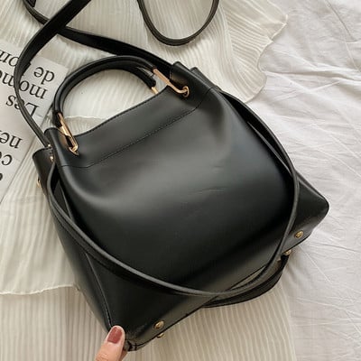 Eko bőrből készült női táska, hosszú és rövid füllel