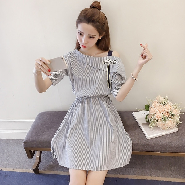 Rochie de dama moderna in dungi cu talie elastica in doua culori