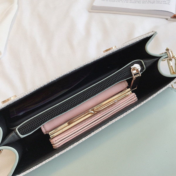 Geanta de dama cu manere metalice in mai multe culori