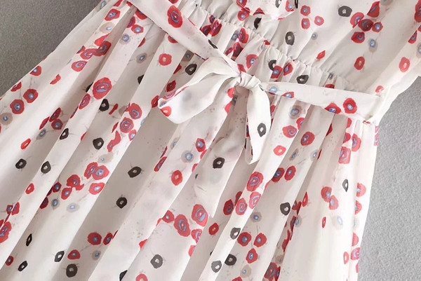 Rochie de dama cu bretele si maneci scurte cu model floral