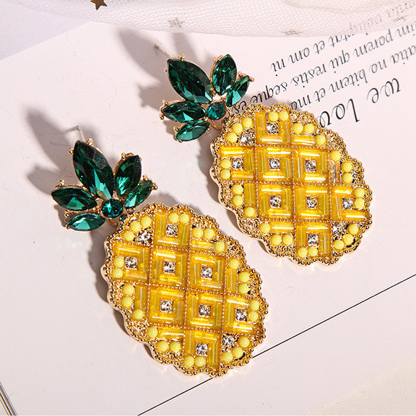 Modern női fülbevaló sárga kövekkel