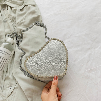 Geanta de dama moderna cu forma de inima si pietre in mai multe culori