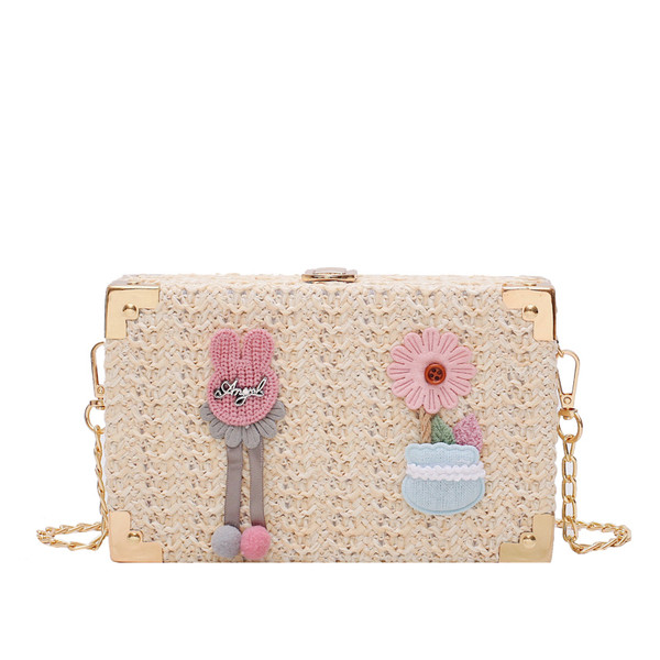 Geanta de dama moderna cu element 3D si lant metalic