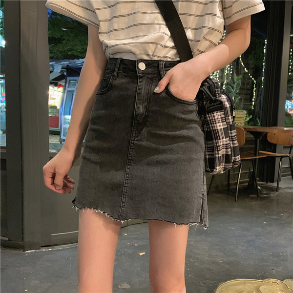 Női farmerszoknya magas derékkal, szürke színben