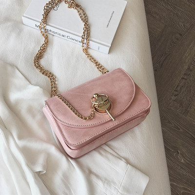 Geanta de dama moderna din piele ecologica cu elemente metalice