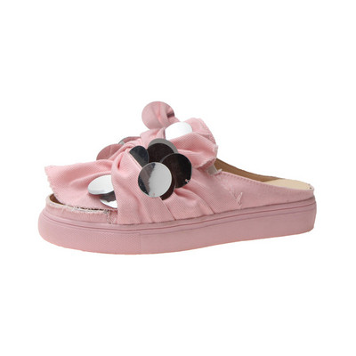 Κομψές γυναικείες παντόφλες με πούλιες σε λευκό, μπλε και ροζ