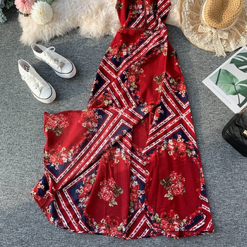 Modern női hosszú ruha vékony pántokkal és hasítékkal