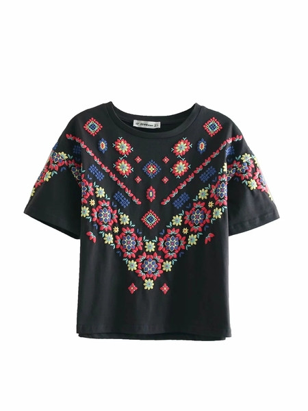 Bluză casual de damă cu mâneci scurte și aplicație