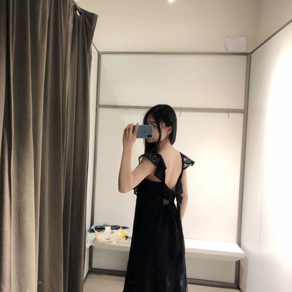 Rochie de dama din dantela cu spatele gol in negru