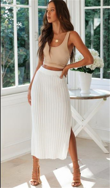 Fusta de dama moderna cu fanta in alb si bej