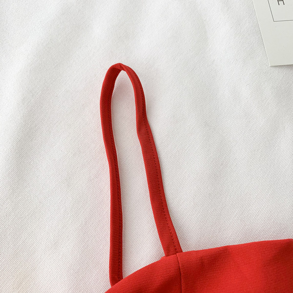 Top scurt de dama modern de culoare rosie