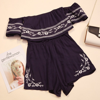 Μοντέρνες φόρμες με πεσμένα μανίκια και κεντήματα σε διάφορα χρώματα