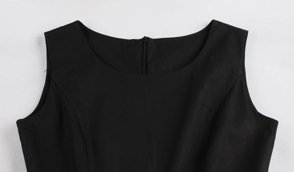 Modern női ruha fekete színben flamingóval