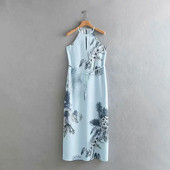 Egyenes női ruha pántokkal, kék és virágmintás színben