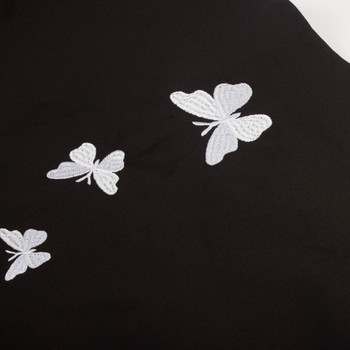 Modern női ruha O-nyakkal és rátéttel, fekete színben