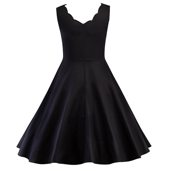 Modern női ruha O-nyakkal és rátéttel, fekete színben