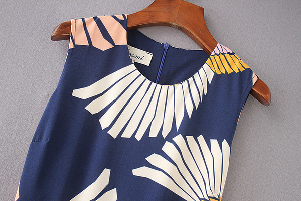 Γυναικείες αμάνικες φόρμες σε μπλε χρώμα με εκτύπωση