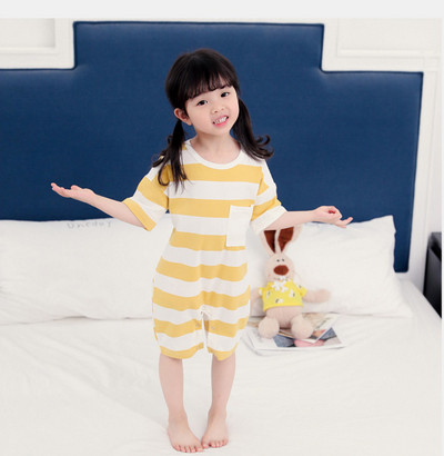 Детска пижама в три цвята с джоб-за момчета и момичета