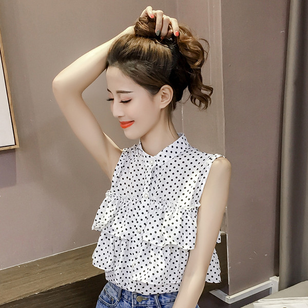 Modern női ing piros, fekete és fehér gombokkal