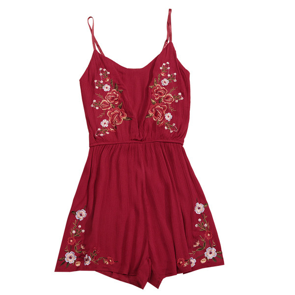 Μοντέρνες γυναικείες φόρμες με κεντήματα σε διάφορα χρώματα