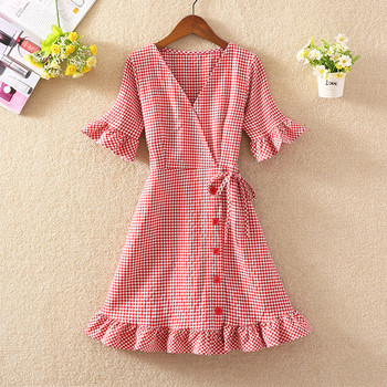 Modern női kockás ruha gombokkal és nyakkendőkkel három színben