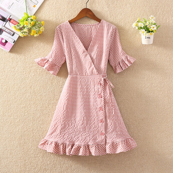 Modern női kockás ruha gombokkal és nyakkendőkkel három színben