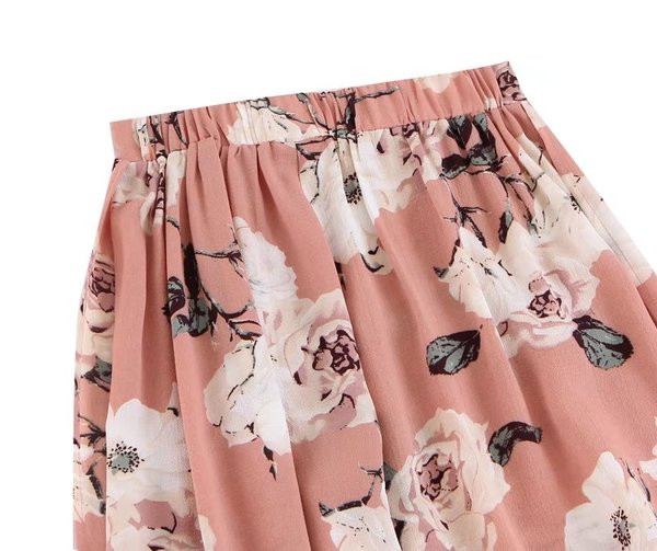 Rózsaszín széles és hosszú női nadrág virágmintával