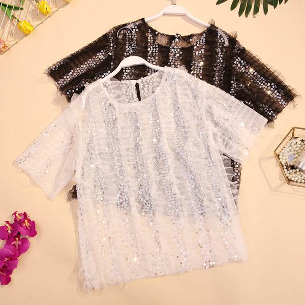 Tricou de dama modern cu paiete in alb si negru