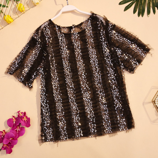 Tricou de dama modern cu paiete in alb si negru