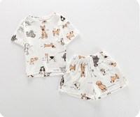 Pijamale pentru copii în două părți în alb pentru fete