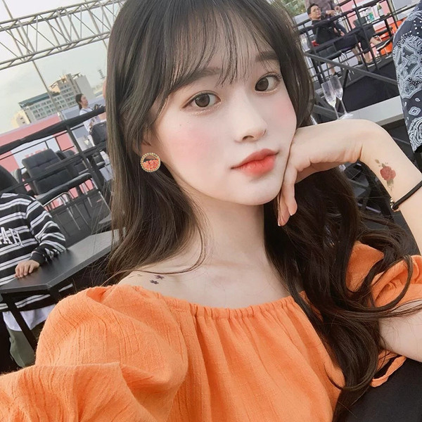 Cercei moderni de dama in forma rotunda in patru culori